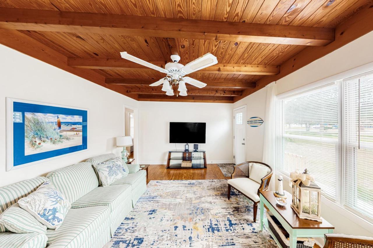Ginny'S Coastal Cottage Oak Island Luaran gambar